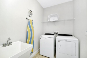 Beautiful Home near Disney with Private Pool & Encore Resort Water Park Access - 300B